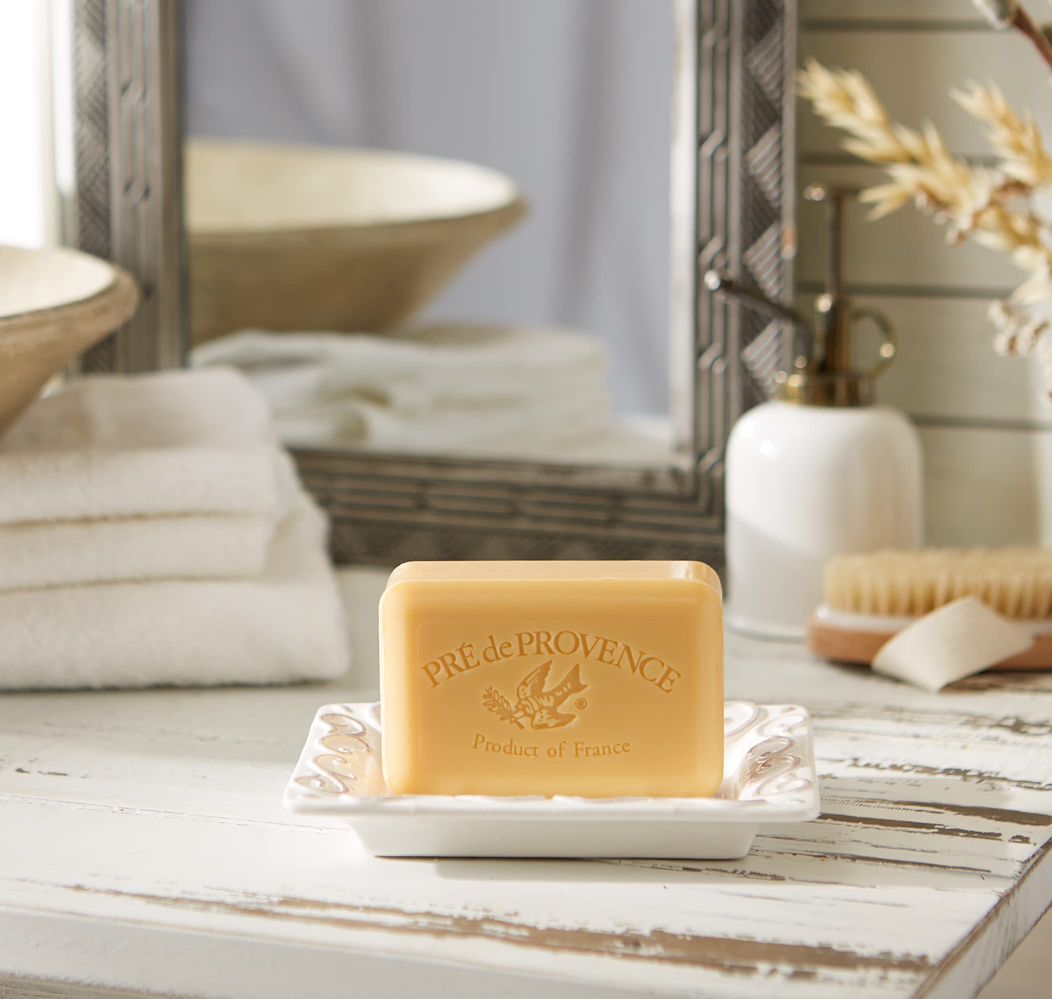 Pre de Provence Sandalwood Shea Butter Enriched Soap, 250 Gram